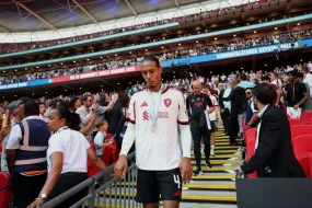 كريستال بالاس يحصد درع المجتمع بركلات الترجيح أمام ليفربول