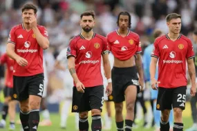 فشل مان يونايتد- برونو، التكتيكات، والمدرب تحت المجهر