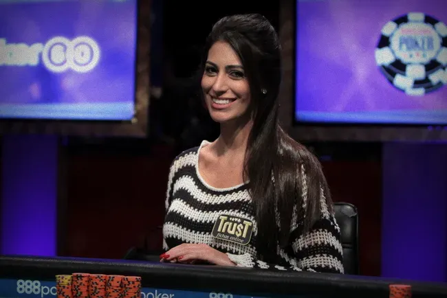 فيفيان ساليبا- من نادي ساو باولو إلى بطولة العالم للبوكر