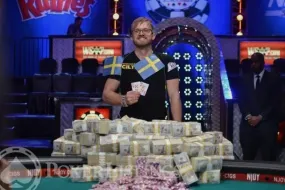 هل ساهم قهوة "Bulletproof" حقًا في فوز مارتن جاكوبسون بـ 10 ملايين دولار في WSOP؟