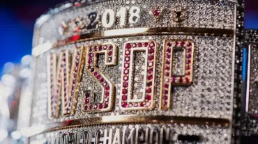 德州扑克娱乐APP:2018年WSOP主赛事：戴尔领先，赛事进入白热化