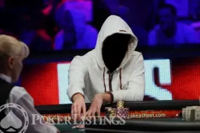 فيل هكسلي بطل حدث WSOP Circuit الرئيسي في مراكش