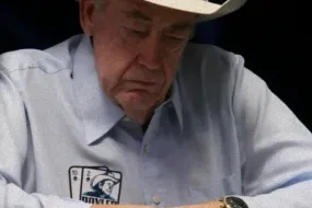 أربعون عامًا من بطولة العالم للبوكر- البدايات والأسس