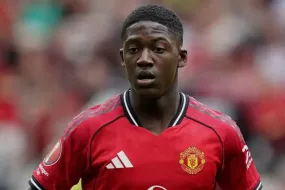 مانشستر يونايتد يراقب بديلًا لمينو وسط اهتمام ريال مدريد