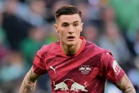 هويلوند يرفض الرحيل ويصمم على البقاء في مانشستر يونايتد رغم سيسكو