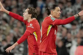 ميلان يستهدف نونيز- هل يغادر مهاجم ليفربول إلى إيطاليا؟