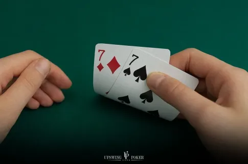 口袋七对子扑克策略：翻牌前技巧及应用