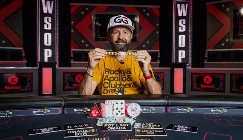 丹尼尔·尼格瑞努赢得WSOP扑克玩家锦标赛,结束十年冠军荒