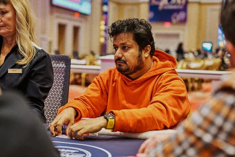 Santhosh Suvarna 赢得 25 万美元 WSOP 超级豪客赛冠军