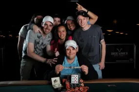 الفوز بمقعدين لـ Mystery Millions بفضل قصة WSOP ملهمة