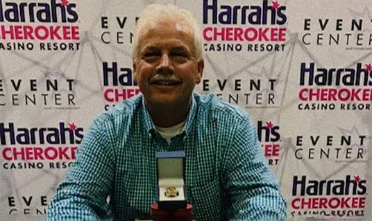 线上扑克:唐纳德·卡伯特赢得WSOP切诺基主赛事冠军