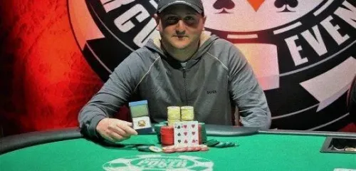 德州扑克对战平台:世界扑克系列赛切罗基站落幕，巴德夺冠