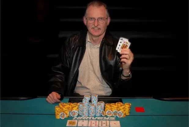 真人德州扑克在线玩:加里·克雷默在哈维太浩湖WSOP巡回赛中获胜
