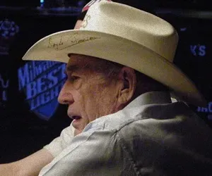 يوم الزوجي في بطولة العالم للبوكر- نجوم وأبطال يتنافسون