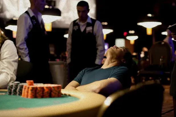 2011 年 WSOP 赛事回顾:福斯特·海斯夺冠及新纪录