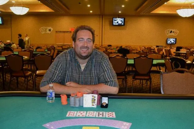 什么平台德州扑克最适合新手:瑞安·金特里在哈拉斯费城WSOP巡回赛中夺冠