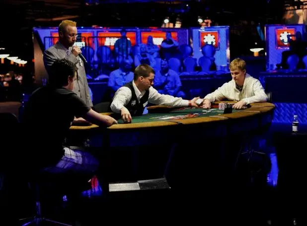 德州下载:2011 WSOP：埃班克斯夺冠，百万奖金引爆扑克盛宴