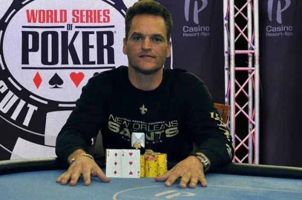 德州扑克高胜率:约翰·“愤怒的约翰”·杜里奥在比洛克西 WSOP 巡回赛中夺冠