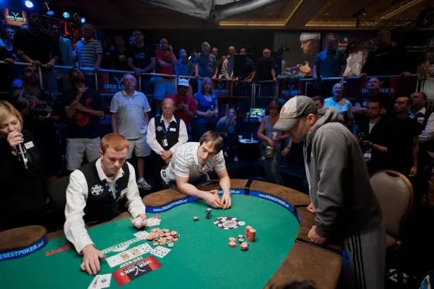 德州扑克有没有人靠它发家:2010 年 WSOP 比赛回顾：德威特夺冠，创历史记录