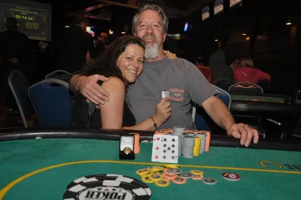 德州扑克能不能边打边聊天:帕特里克·凯洛格在WSOP巡回赛中夺冠