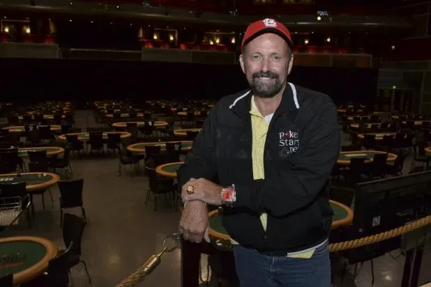 丹尼斯·菲利普斯在汉蒙德赛马场赢得WSOPC冠军
