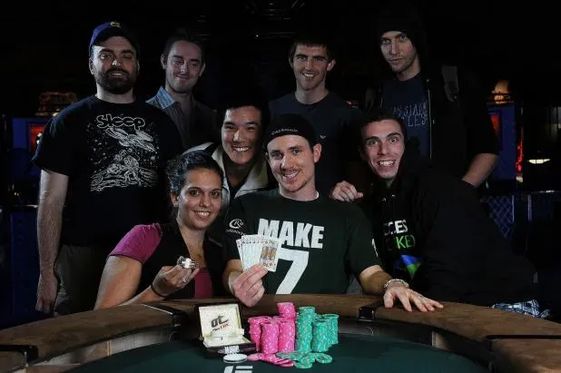 德州扑克快速提高的方法有哪些:2011 年 WSOP 埃里克·罗达维格夺冠,扑克盛事回顾