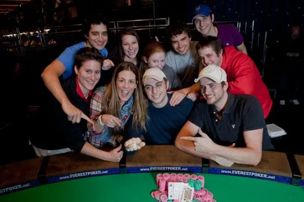 德州扑克联盟:2010年WSOP:David Baker赢得Lowball Deuce金手链