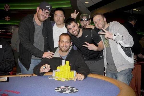 免费德州扑克app下载:哈拉斯圣路易斯 WSOP 巡回赛：冠军与金戒指的盛宴
