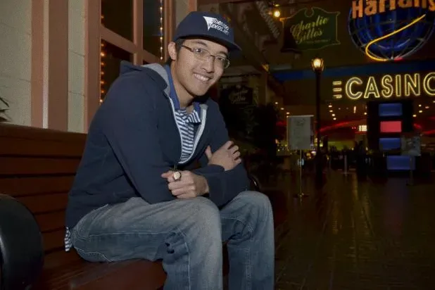 德州扑克赢钱技巧:Huy Nguyen再夺WSOP巡回赛金戒指,成就双赢