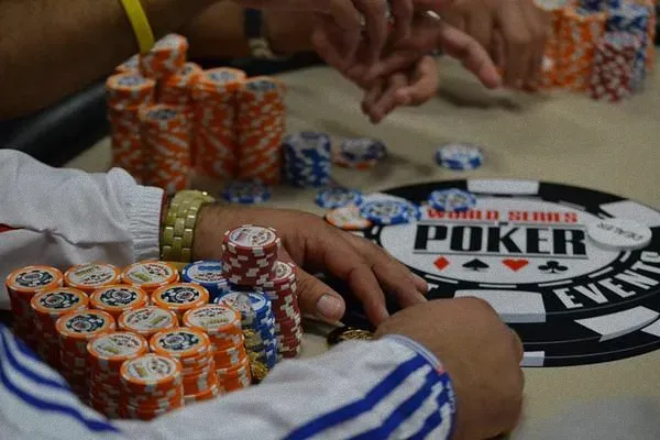 德州扑克App评测:新奥尔良哈拉斯 WSOP 巡回赛简史和赛事信息