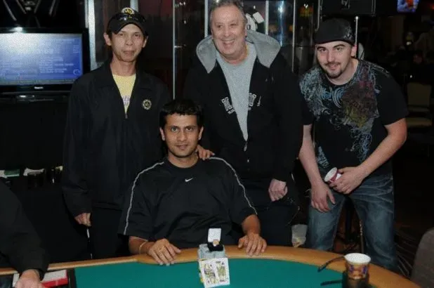 德州扑克对刷有没有风险:拉胡尔·乔杜里在哈拉斯圣路易斯 WSOP 巡回赛中夺冠