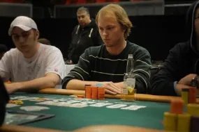 باتغورسكي يتصدر بطولة بوكر WSOP الإقليمية في هاموند
