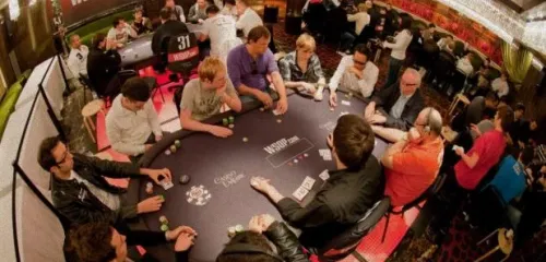 德州扑克模拟器:2010年WSOP欧洲主赛事：伦敦帝国娱乐场聚焦扑克世界