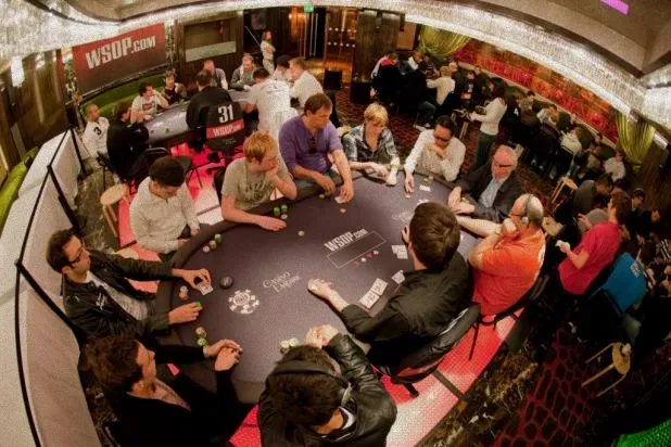 德州扑克模拟器:2010年WSOP欧洲主赛事:伦敦帝国娱乐场聚焦扑克世界