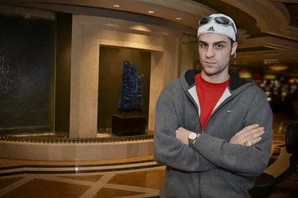 بطولة WSOP في أتلانتيك سيتي- بايندر يفوز بالخاتم الذهبي، وكروفت يتصدر النقاط