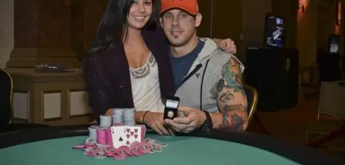 免费德州扑克APP:大西洋城WSOP巡回赛:Brandon Croft夺冠