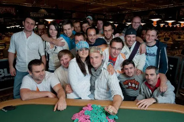 德州扑克筹码:2010 年 WSOP 赛事:赛事回顾与参赛人数增长